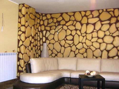 rivestimento-in-pietra-finta-Copia