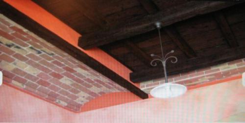 soffitto-finte-travi 800x401