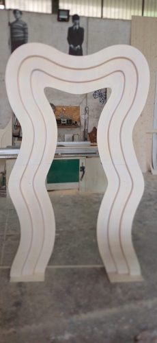 Ondulato a 3 livelli cm120x200 €.300,00  verniciatura €.40,00